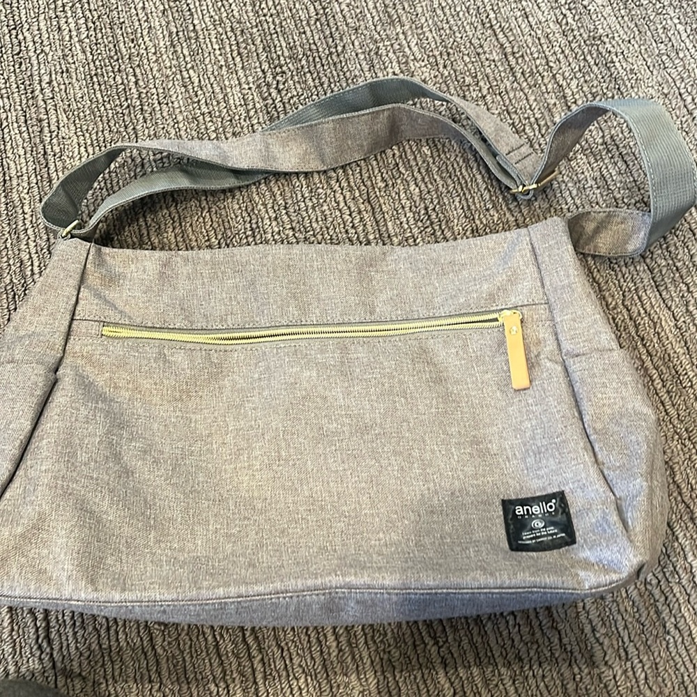 Anello crossbody bag